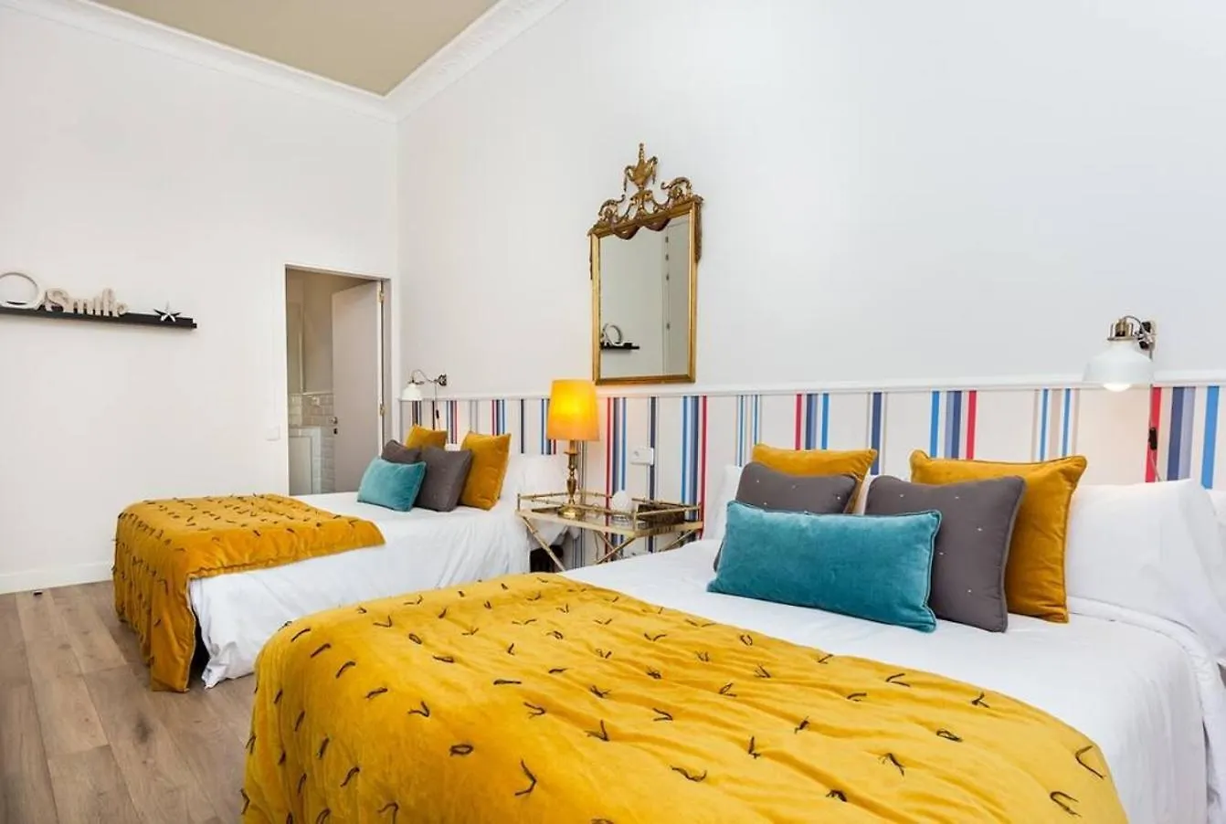 Luxury 4Bdr In Gracia Apartment Barcelona