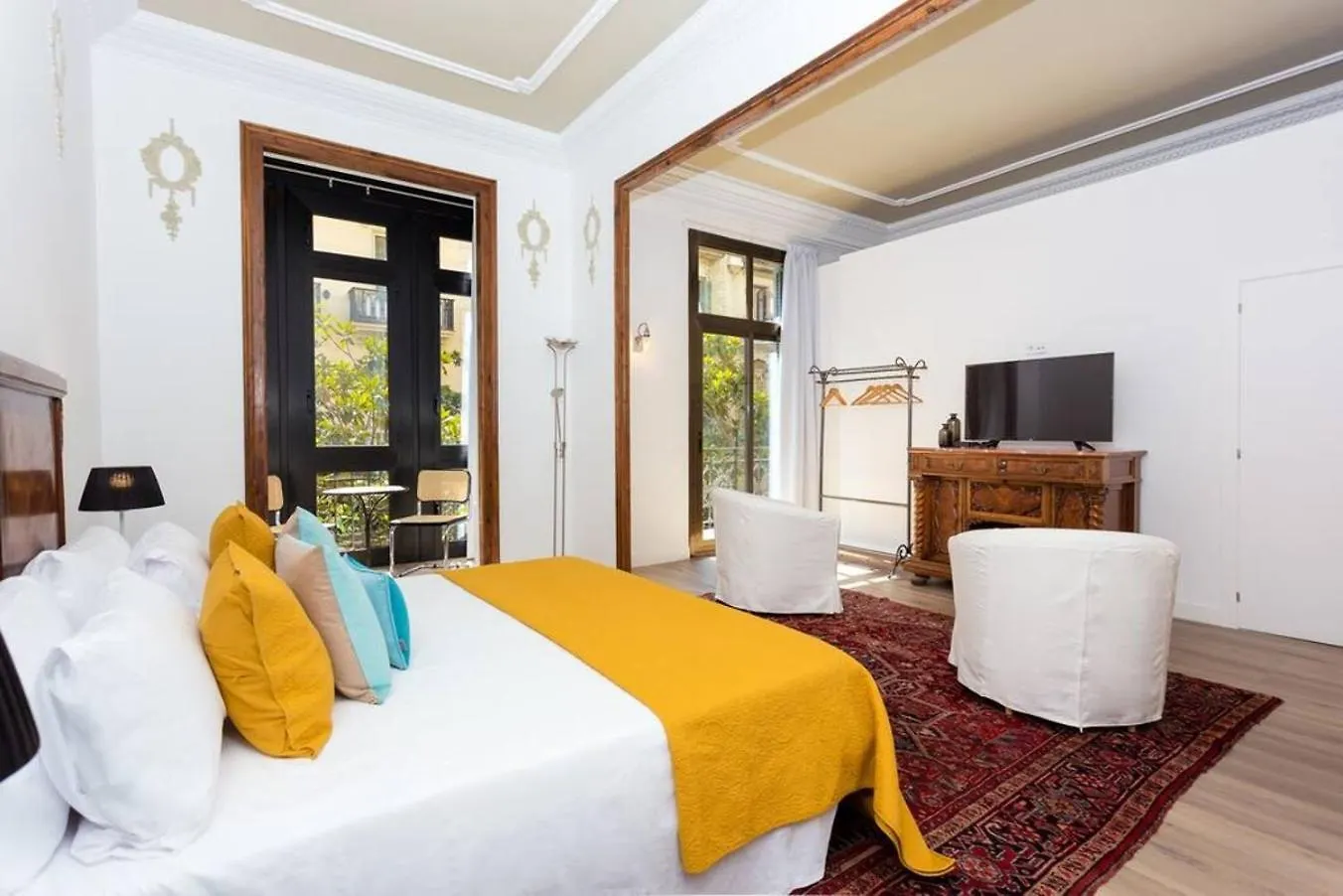 Luxury 4Bdr In Gracia Apartment Barcelona